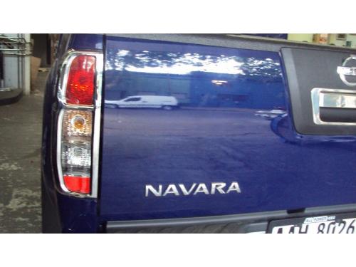 Protector de faro trasero para Nissan Navara